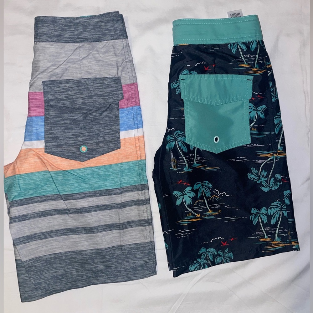 NWOT 2 SHORTS SIZE 12 NEVER WEAR